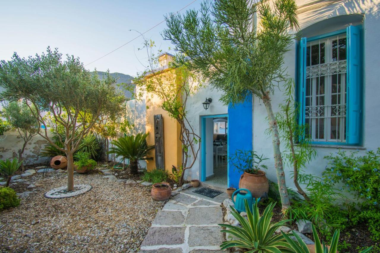 Villa Sylvia Symi Exterior photo
